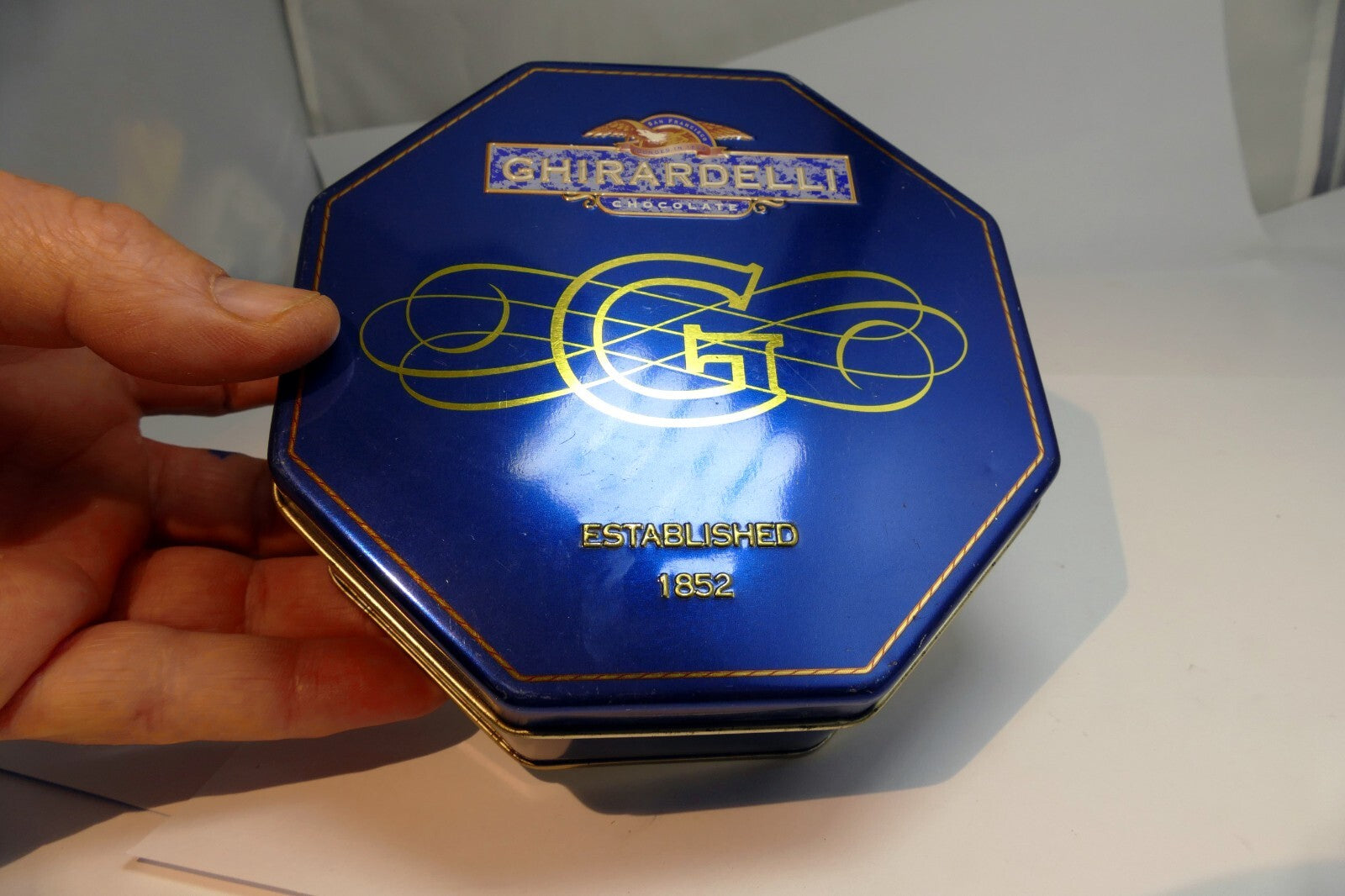 Metal Empty Tin/Container Ghirardelli Milk  Chocolate 5X5 octagonal