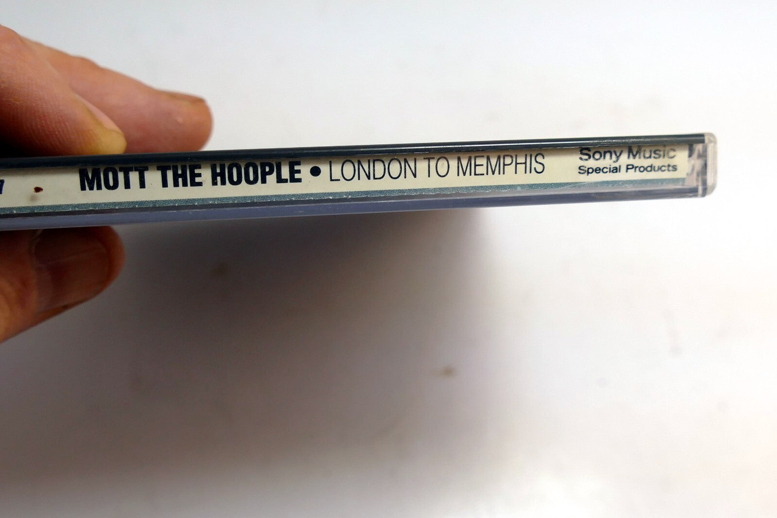 Cover art only Mott The Hoople London to Memphis A 22677  (NO CD included)