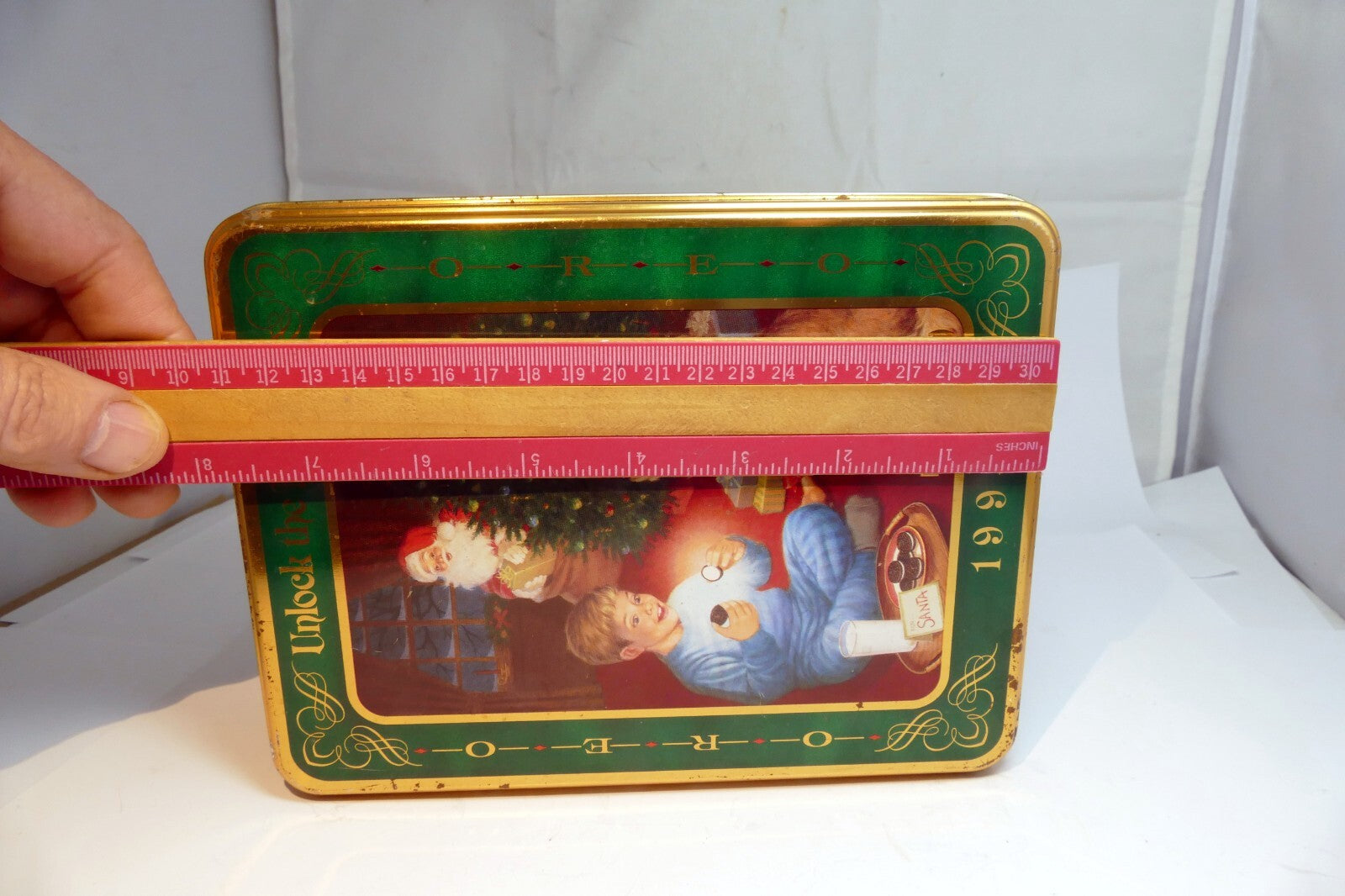 Oreo  Cookie Christmas Eve Tin empty container Santa Claus & Boy  milk tray Dog