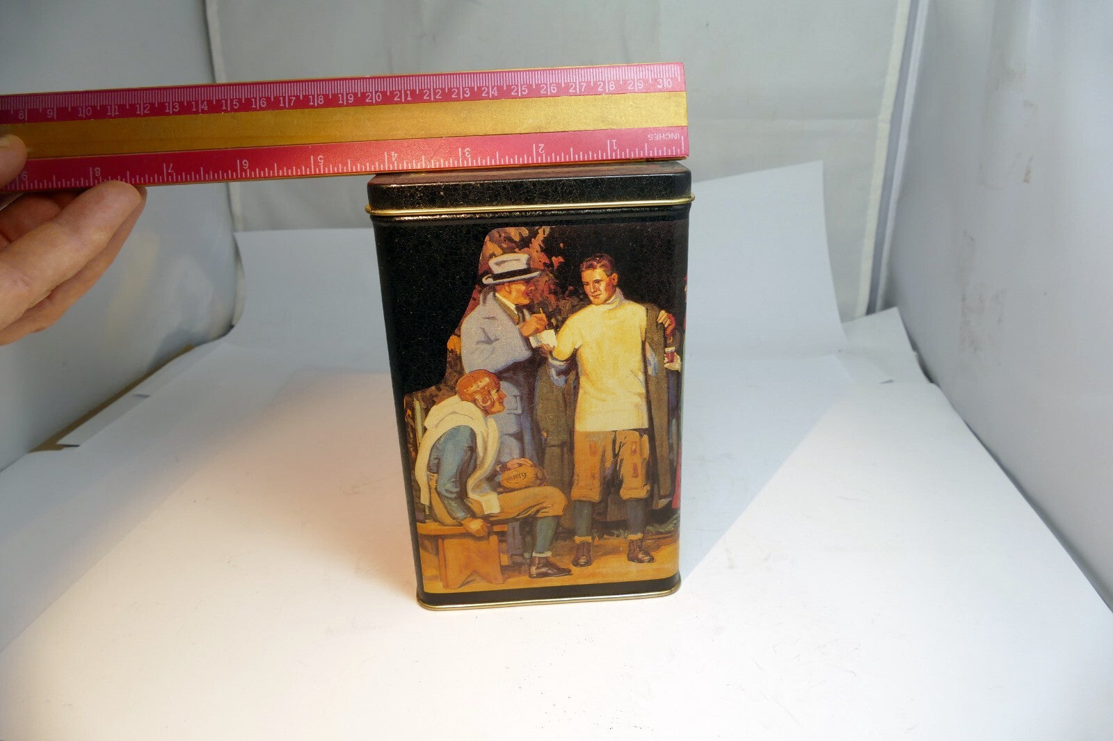 Coca-Cola Tin Can  Red & Gold "Delicious and Refreshing" Drink rectangle  6"