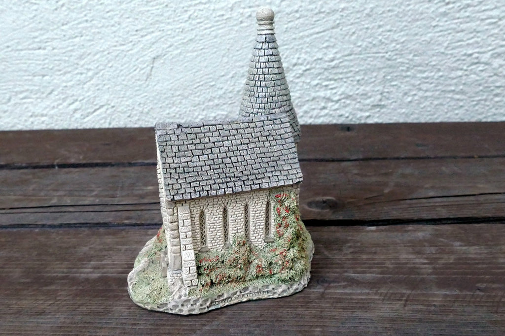 David Winter THE CHAPEL Retired  1984 Great Britain Vintage