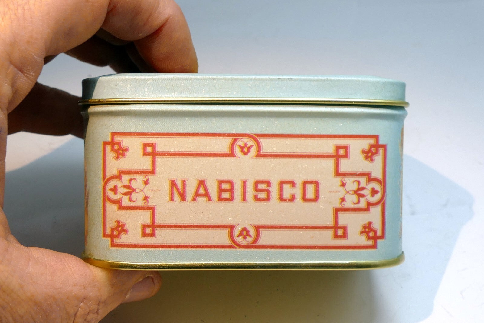 Tin Box Company Bristol Retro Blue Lady Victorian Nabisco Biscuit 4"