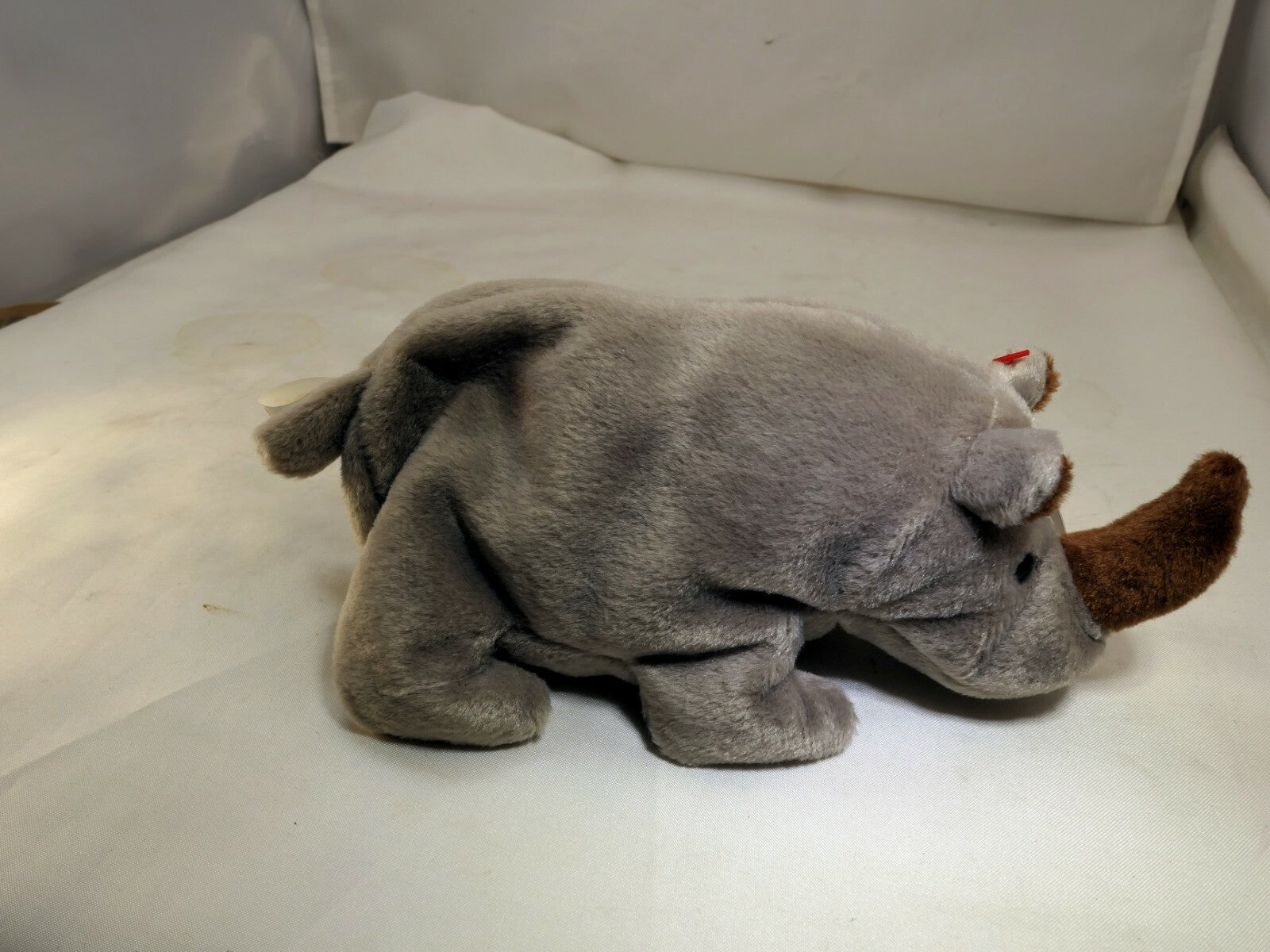 TY Beanie Baby Spike Gray Rhino Rare/Retired 1996 plush toy collection