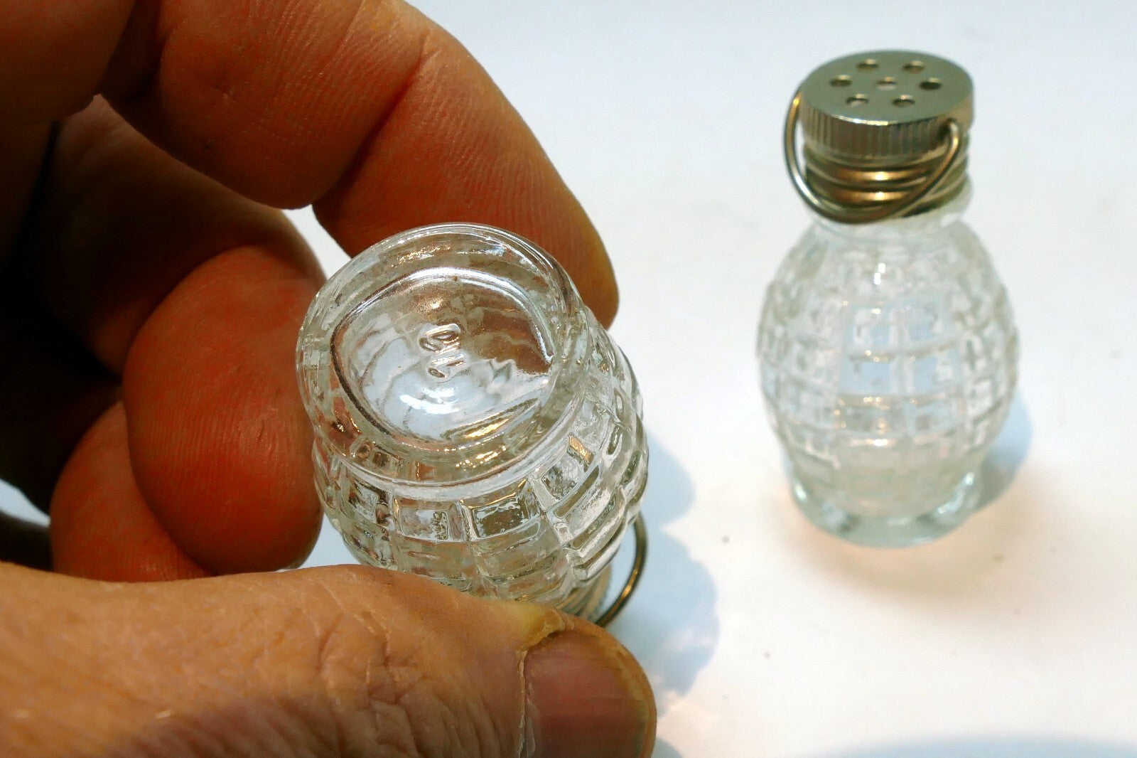 1oz set of two Clear Glass Salt & Pepper Shaker  USA