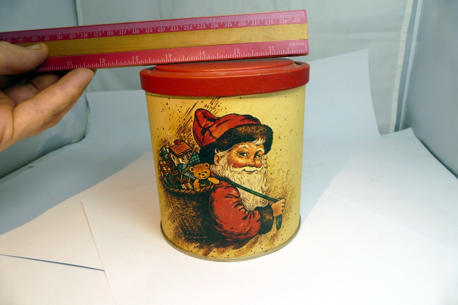 Metal Empty Tin/Container  Santa Claus Christmas theme chocolate pretzels