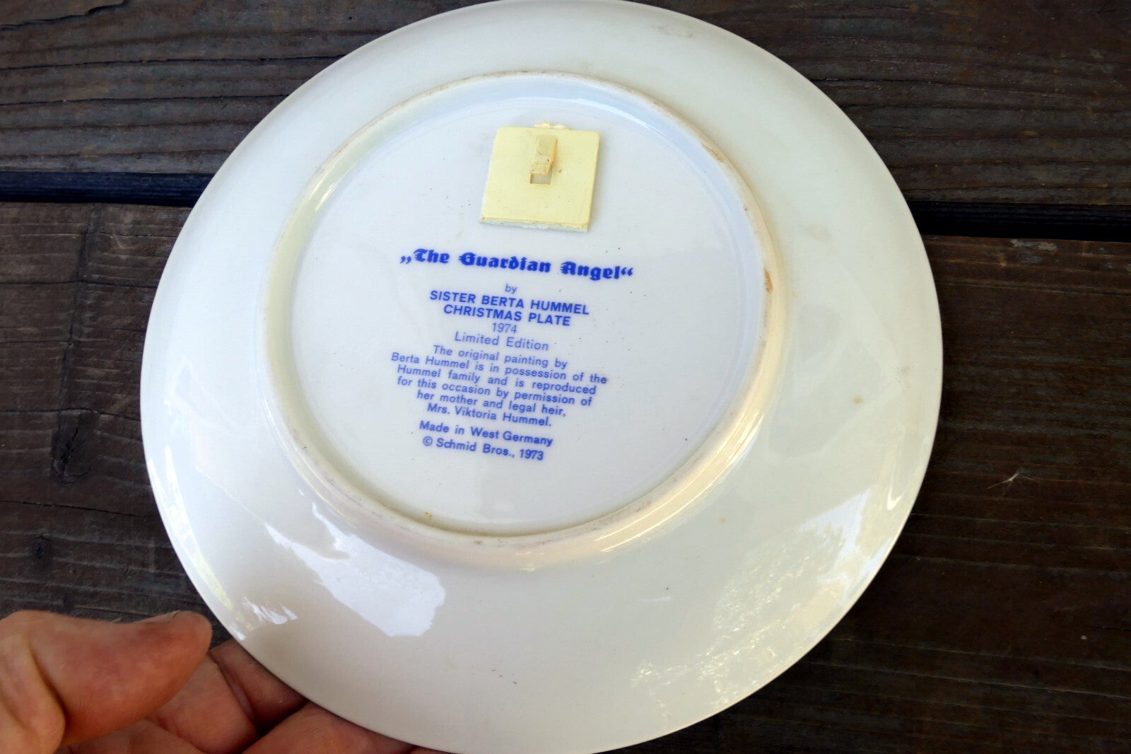 Sister Berta Hummel The Guardian Angel Plate 1974 Christmas