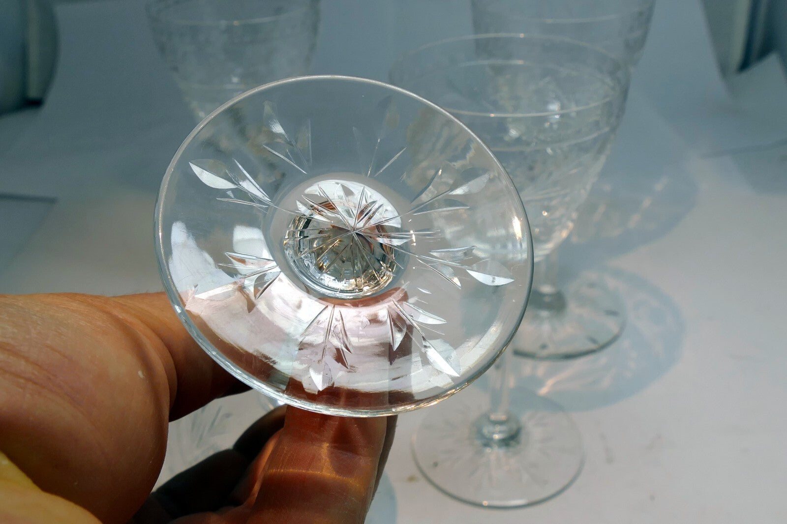 QUEEN'S Anne Lace Bohemian Wine Stem Glass Clear Cut Etched set of 4 Goblets