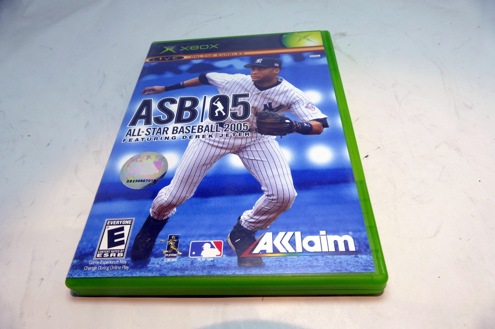 MVP Baseball 2005 (Microsoft Xbox, 2005) w/guide