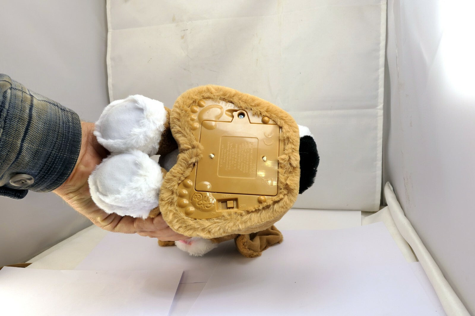 Hasbro Fur Real Friends   Brown White Dog  Barks 10" Large