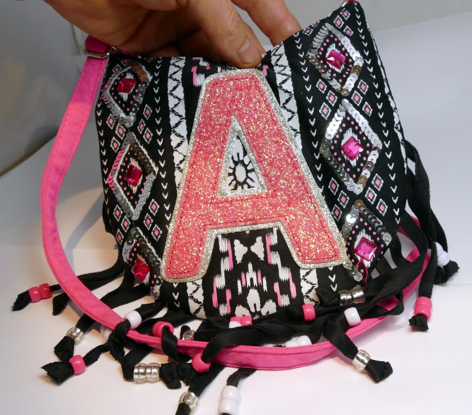 Justice pink purse with pattern 8" x 6" a beaded sequined knit