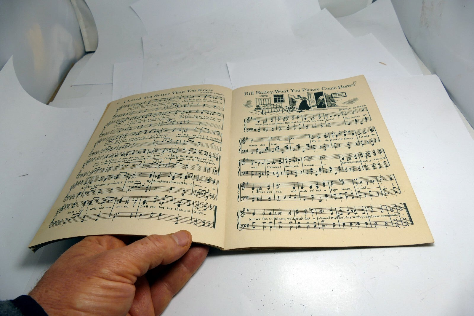 Treasure Chest of OLD TIME SONG HITS ©1935 Treasure Chest Publications, Inc