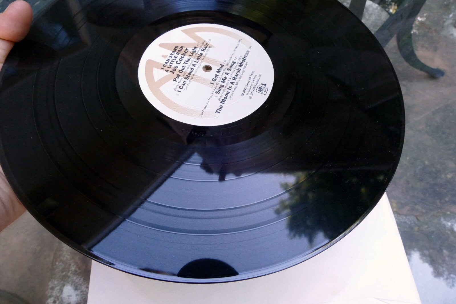 Joe Cocker - I Can Stand A Little Rain LP 1974 A&M Records SP-3633VG