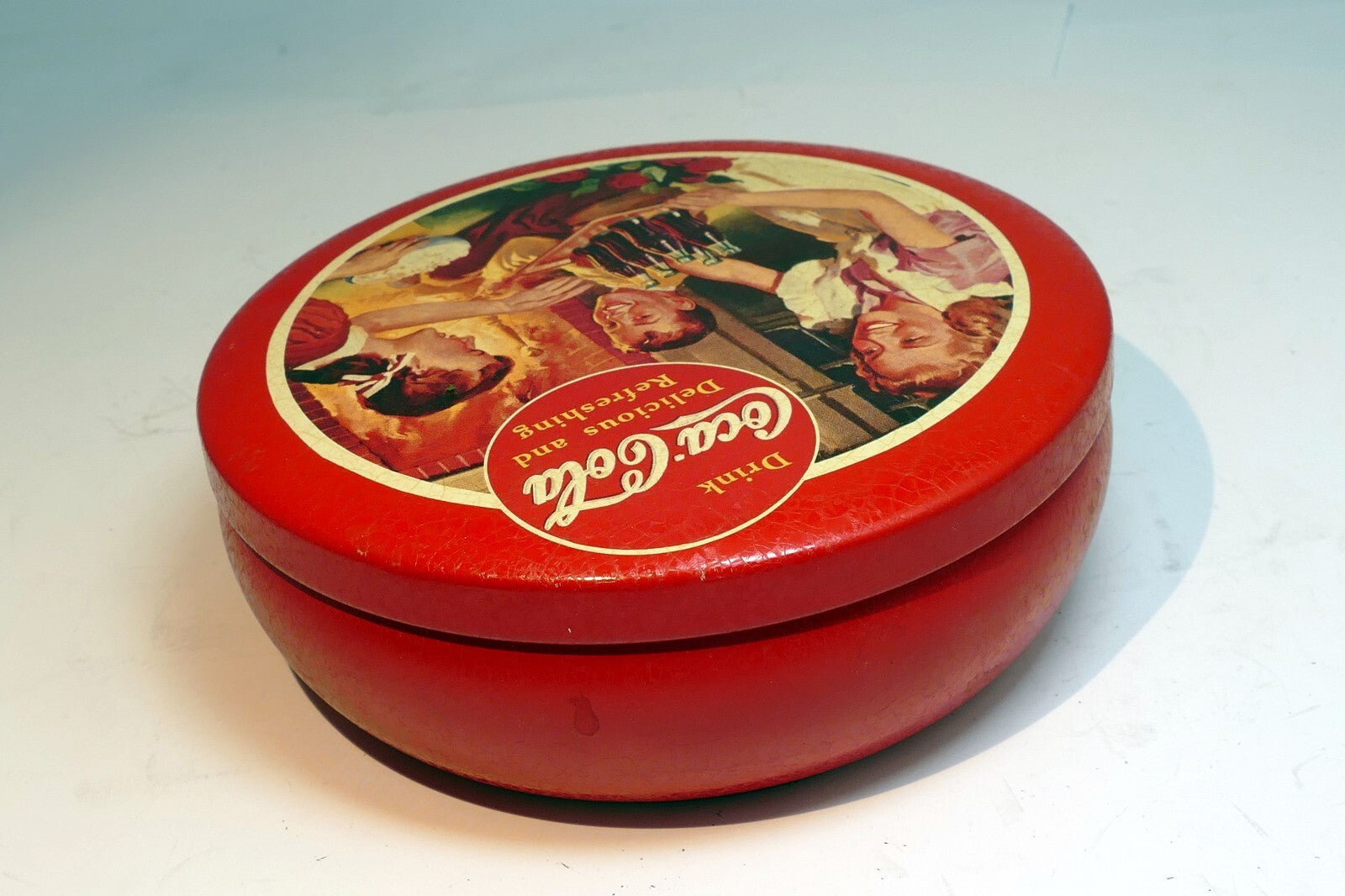 Coca-Cola Tin Can  Red & Gold "Delicious and Refreshing" Drink round 5"