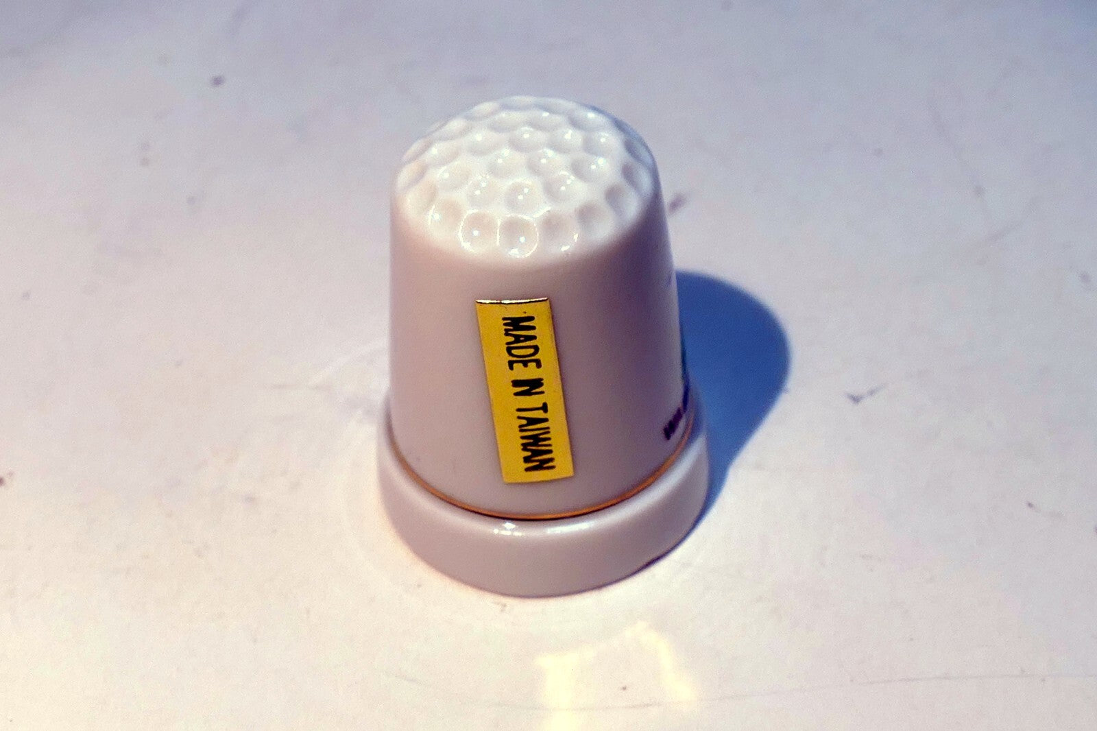Porcelain Thimble Souvenir Washington National Cathedral USA