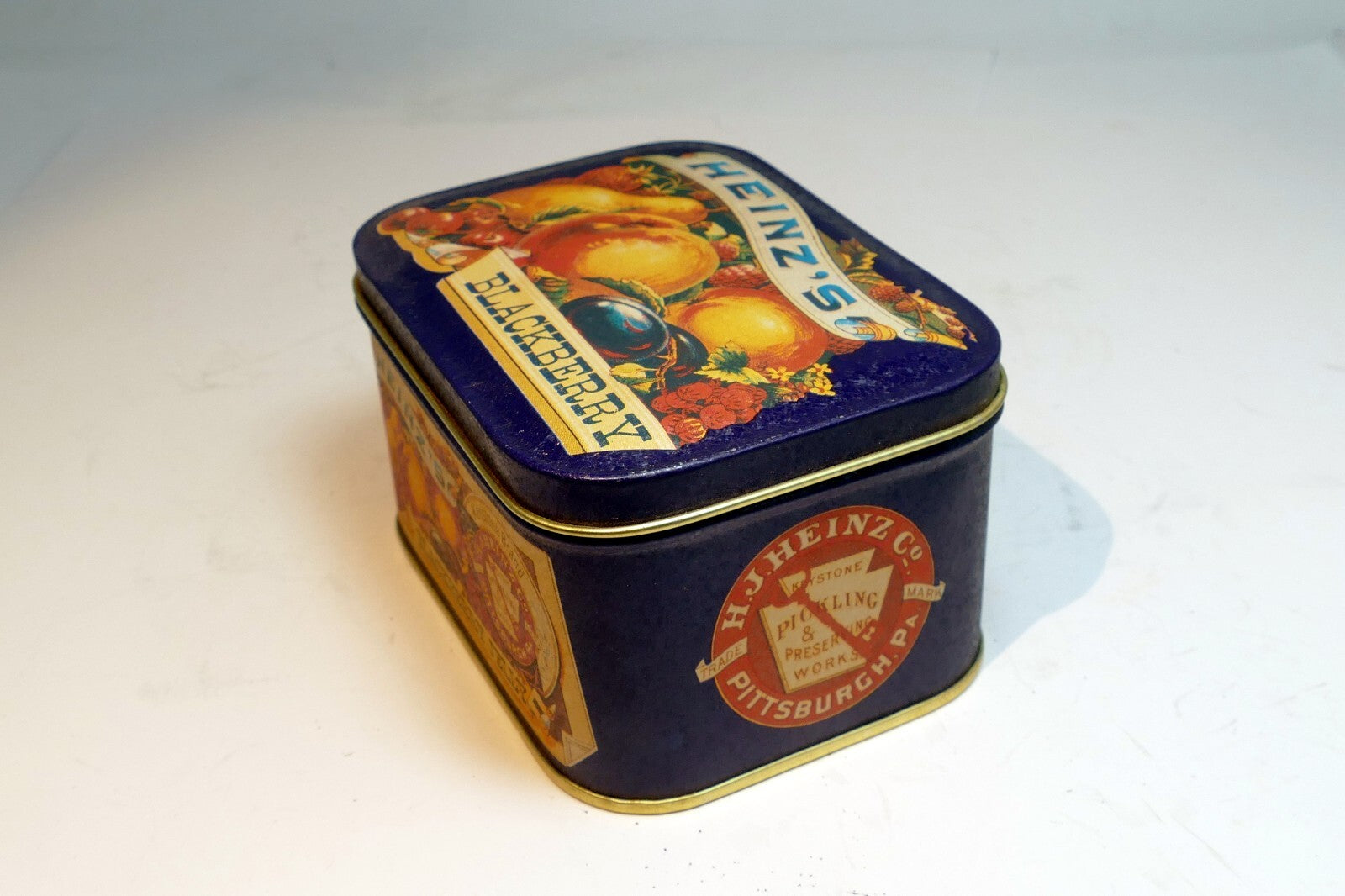 Vintage Heinz’s Blackberry Jelly Tin Can empty rectangle