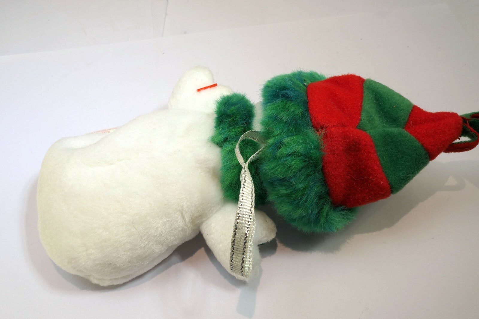 TY Jingle Beanies "Snowgirl " 2002 tag date New Christmas  