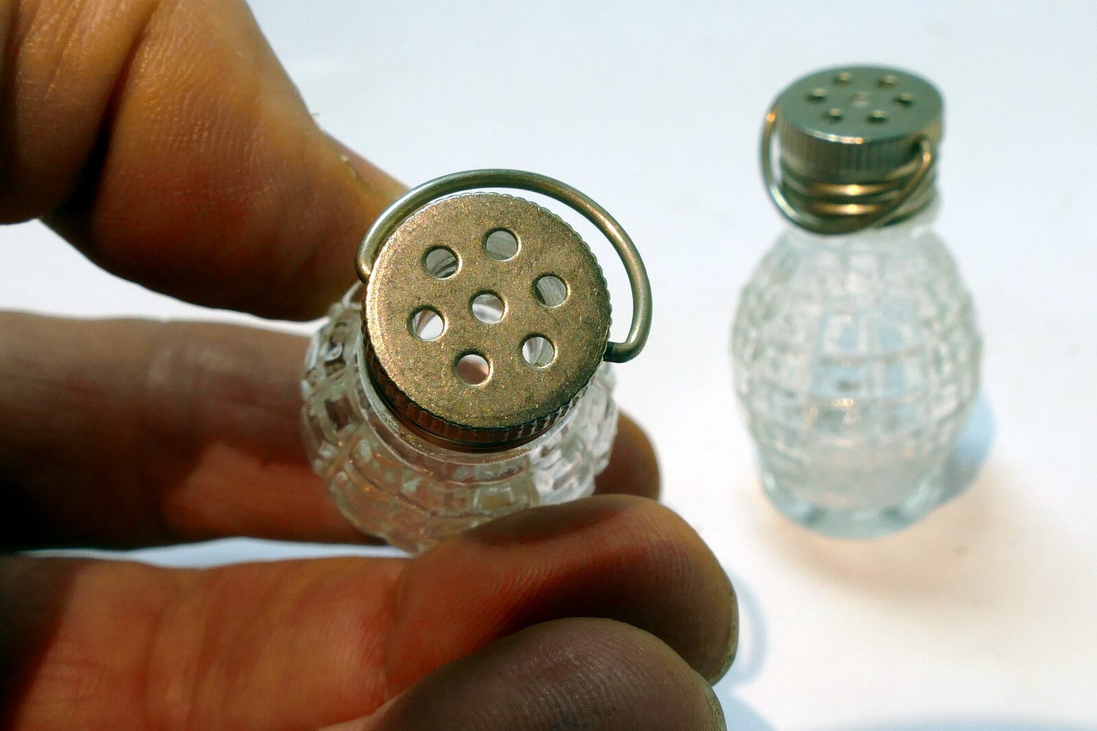 1oz set of two Clear Glass Salt & Pepper Shaker  USA