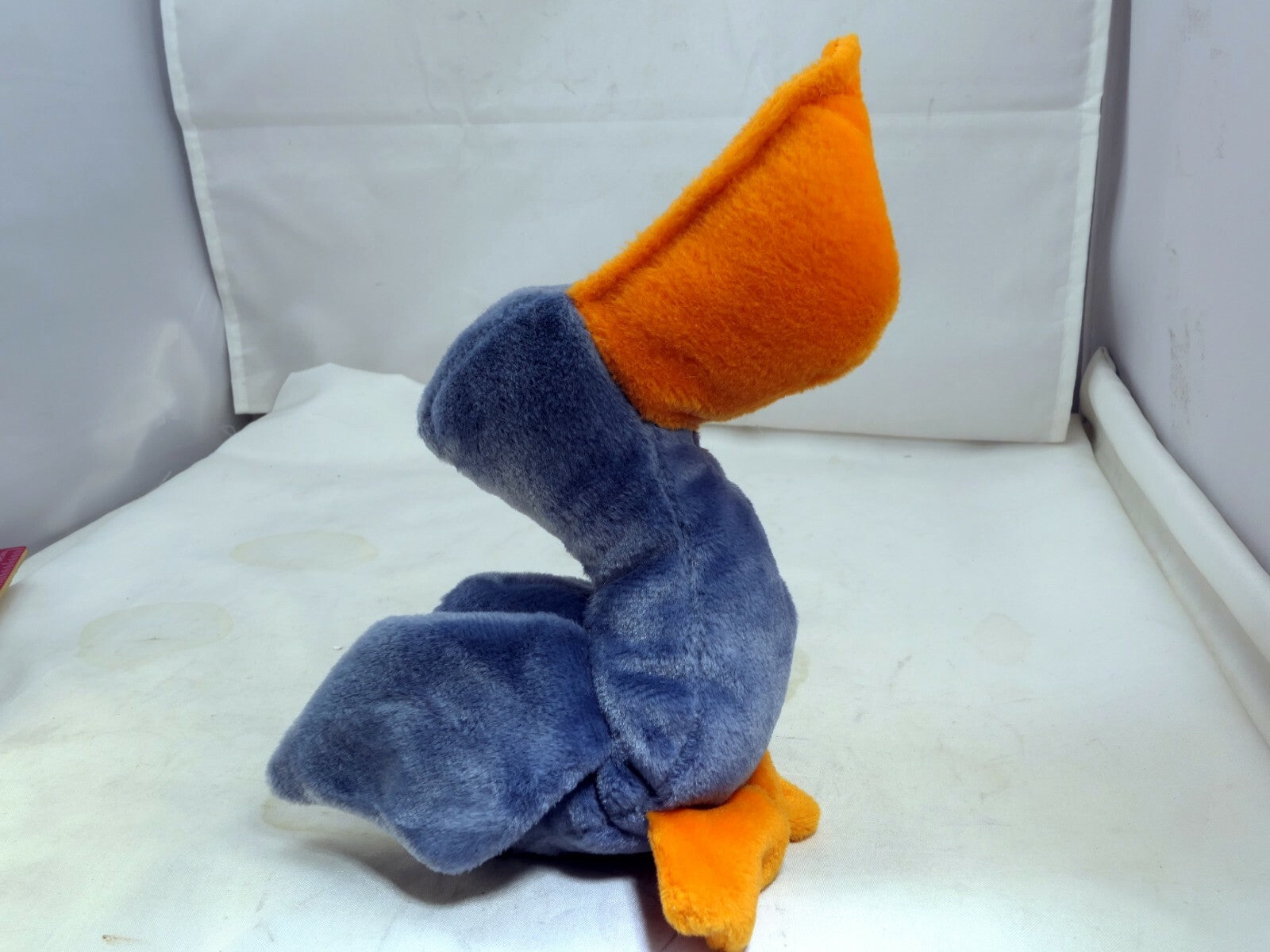 TY Beanie Baby scoop Rare/Retired 1996 plush toy collection bird gray pelican