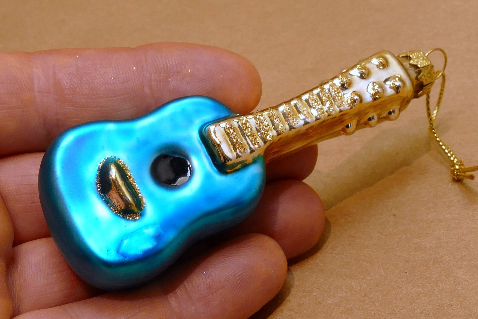 Thomas pacconi glass guitar christmas ornament gold blue music strings 3"
