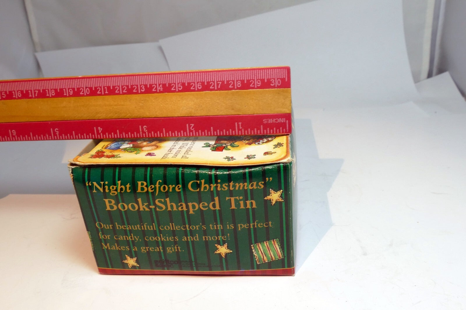 "Night before Christmas"  Book Shaped Tin with box mouse sleep - boxed