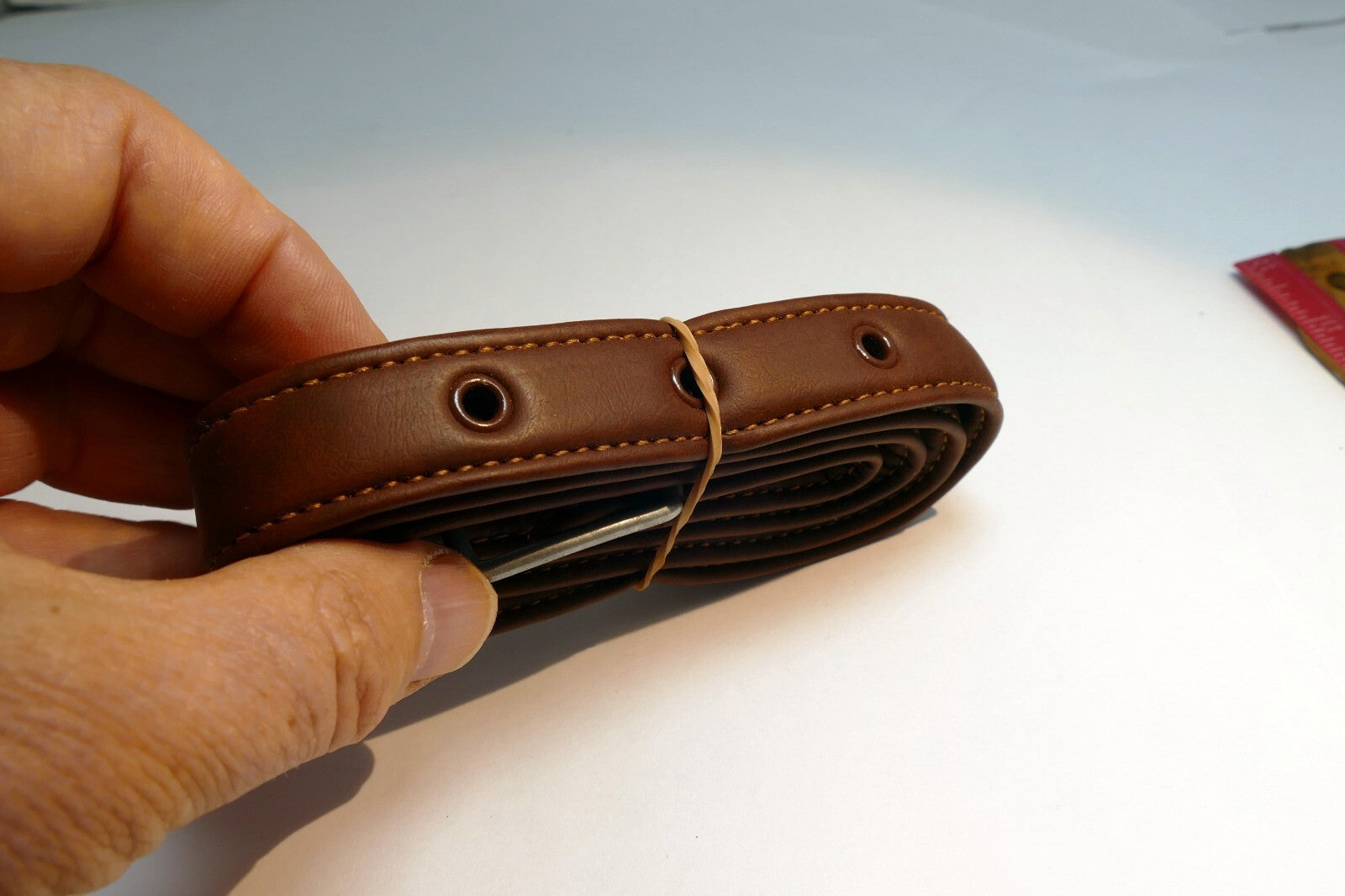 34" long 3/4" wide belt  vintage small faux leather