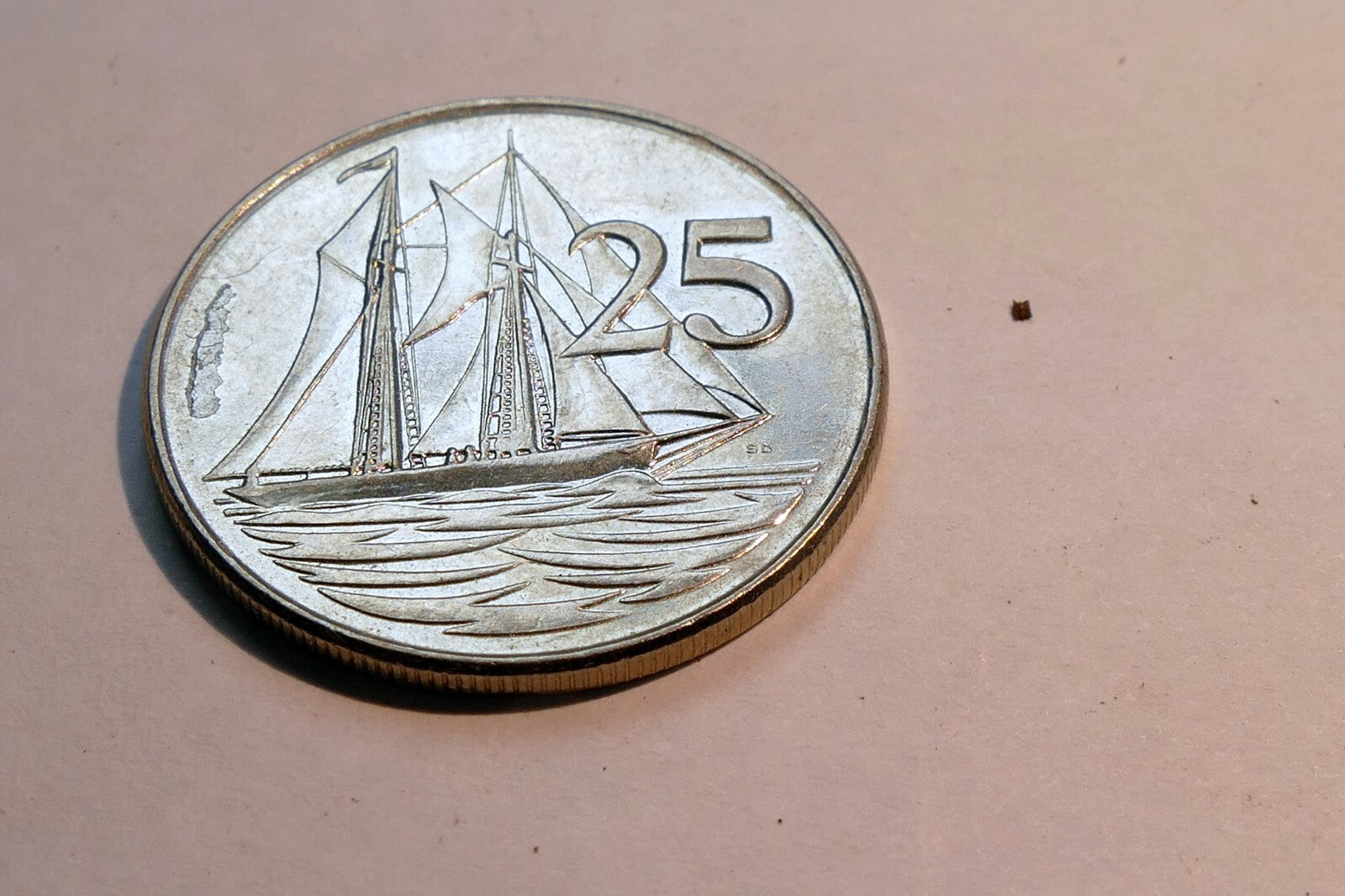 Cayman Islands 1992 25 Cents Nickel Clad Steel Coin Elizabeth II Schooner