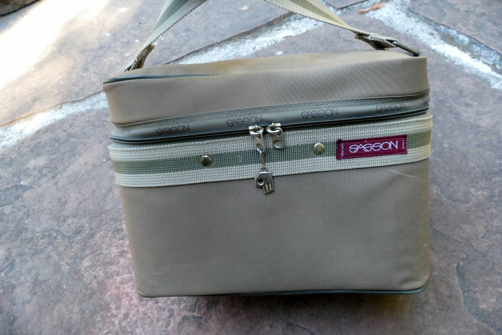 New York Sasson Paris purse Case khaki shoulder travel bag 7X7X12" Vintage