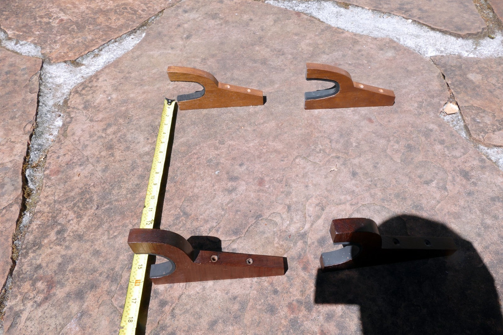 2 Rifle Gun Rack Wall Mount Wooden Shotgun Holder Gun Display Hanger Hand made