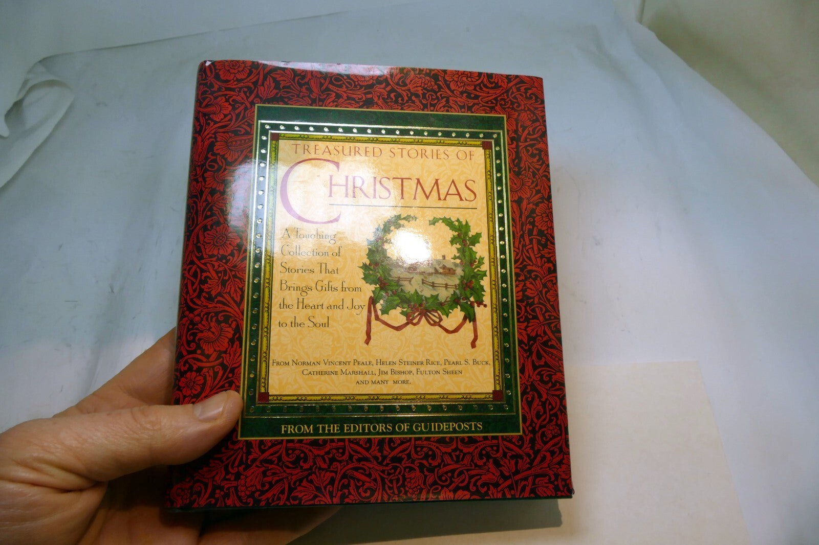 Treasured Stories of Christmas: A Touching Collection of Stories That bring gift