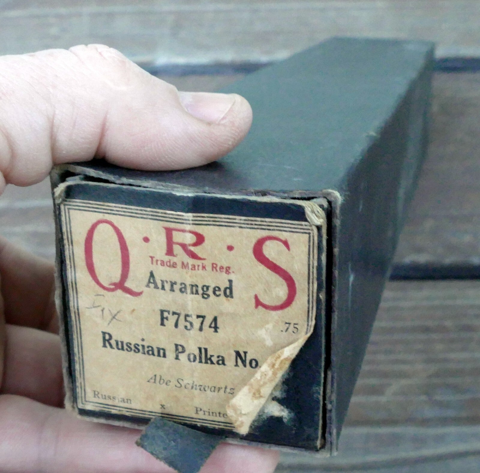 Qrs f7574 arranged piano roll russian polka no. 1 schwartz