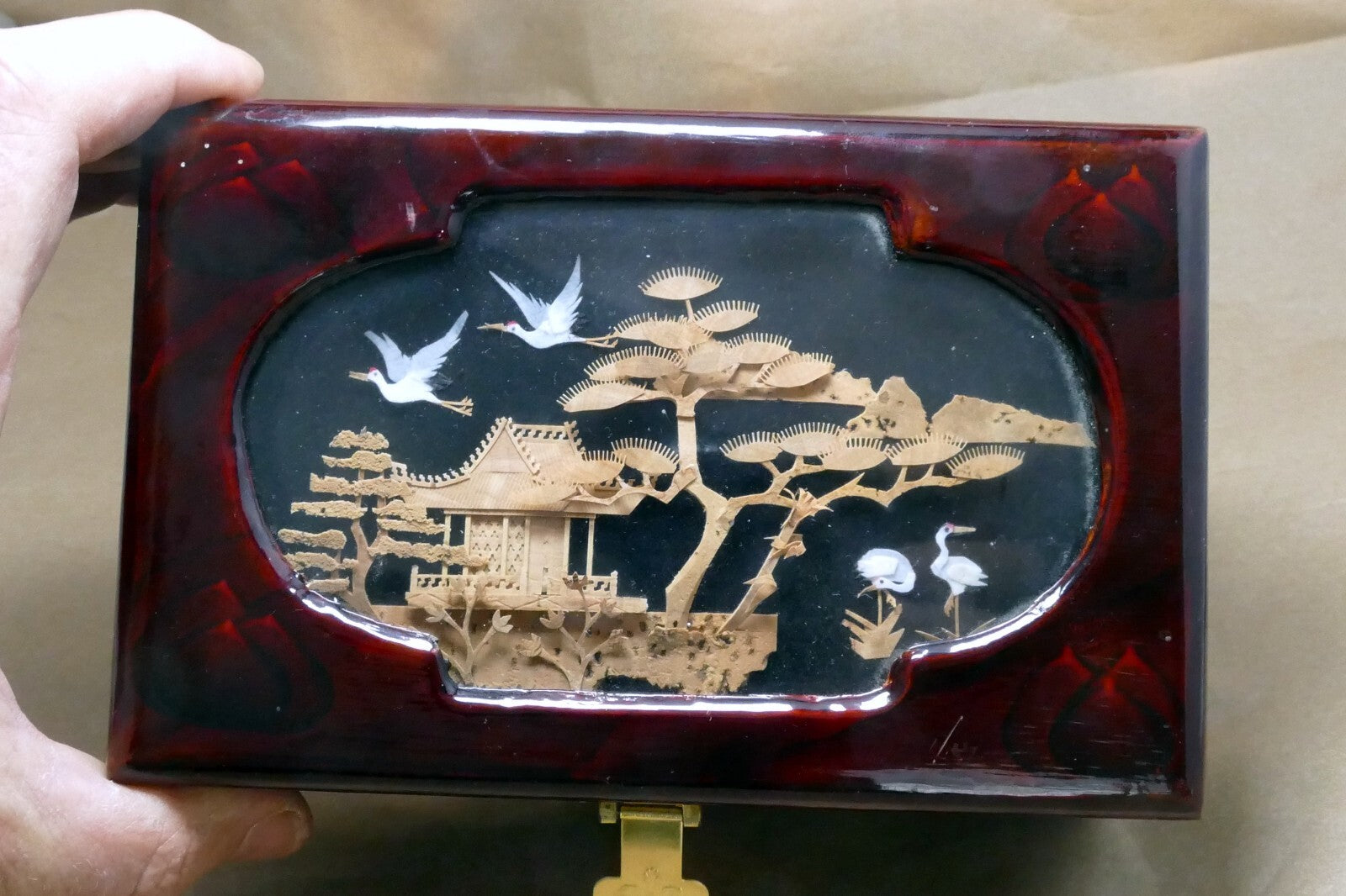 Stork Cork Diorama GLASS Lacquer JEWELRY Hinged Box red Pagoda wedding cranes