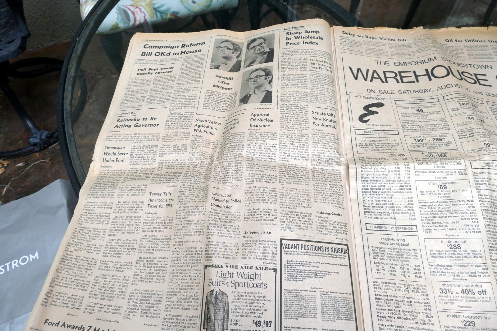 1974 San Francisco Chronicle Nixon Resigns / Watergate Boxscore Plumbers case