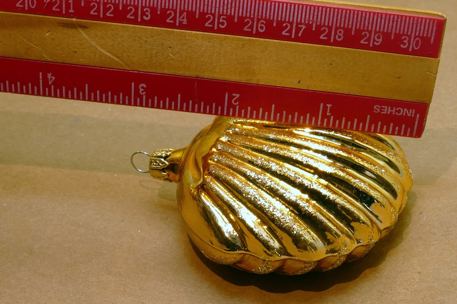 Blown Glass Christmas Ornament 2.5" sea shell gold tone