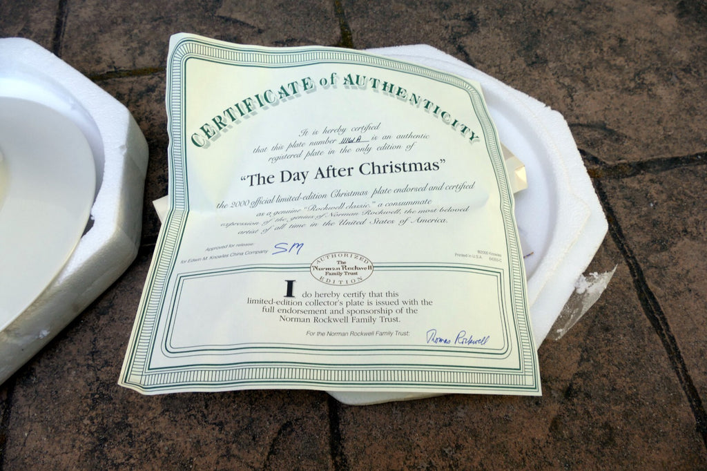 NORMAN ROCKWELL The Day After Christmas Plate 2000 84-R70-001.27 Knowles COA