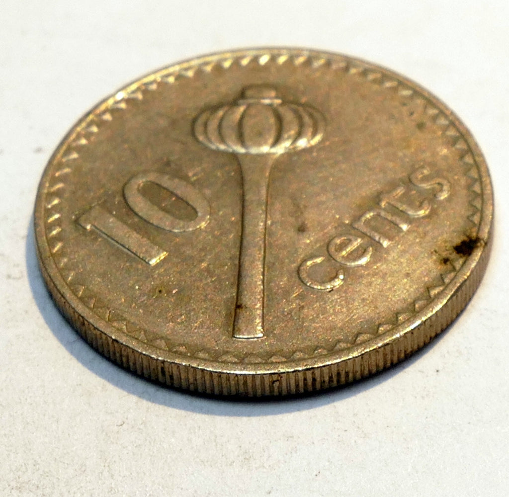 1987 Fiji 10 Cents Queen Elizabeth II Throwing Club 23.6mm coin