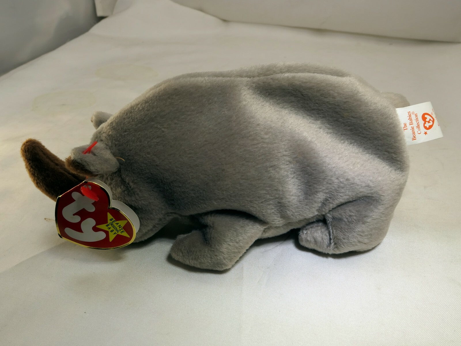 TY Beanie Baby Spike Gray Rhino Rare/Retired 1996 plush toy collection