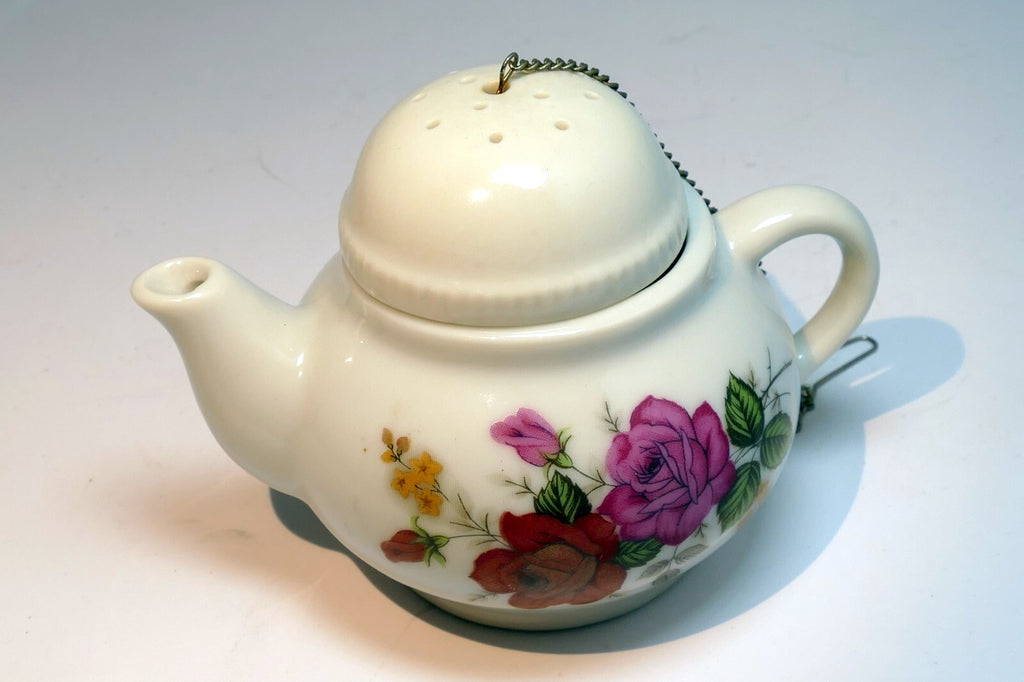 Japanese Porcelain Teapot with Loose Leaf catcher infuser rose floral design