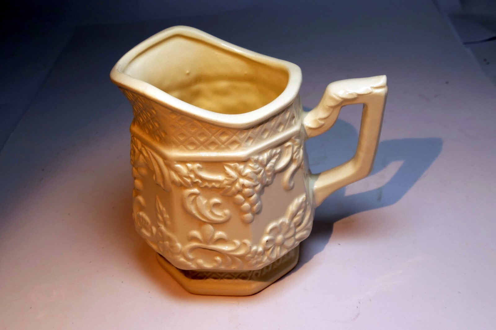 MASON'S PATENT IRONSTONE CHINA ENGLAND OCTAGONAL PITCHER IVORY 6384