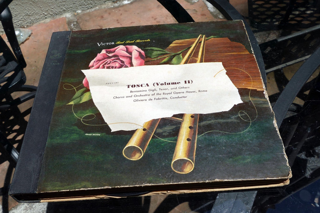 Set of 7 vintage 12-inch 78 RPM Tosca Volume II vinyl records by Puccini, featuring Gigli and conducted by Fabritiis