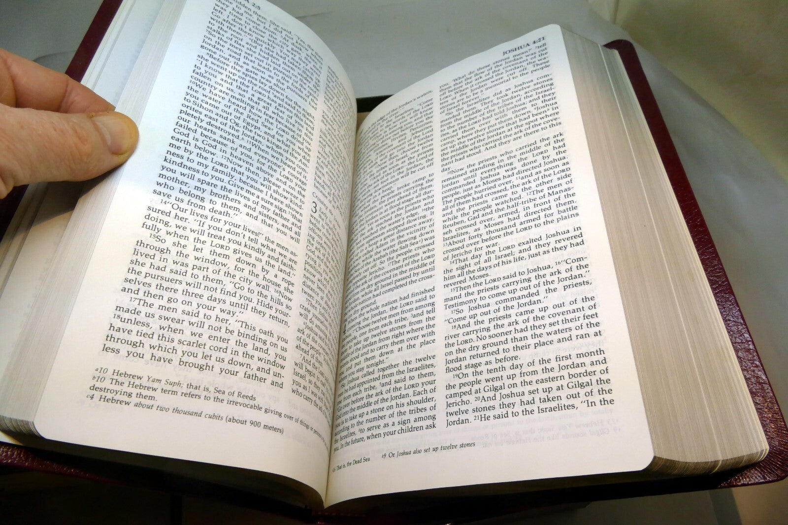 Holy Bible New International Version With Red Letter 1983 ninth print