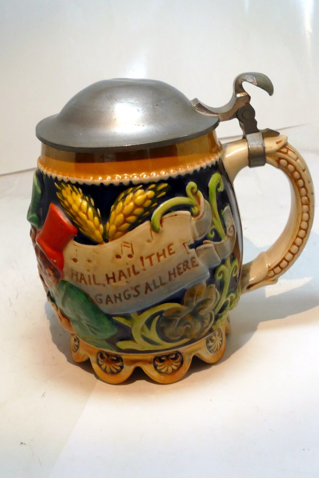 Gerz German Musical Beer Stein Mug w/ Music box 4X6" "THE GANG'S ALL HERE"