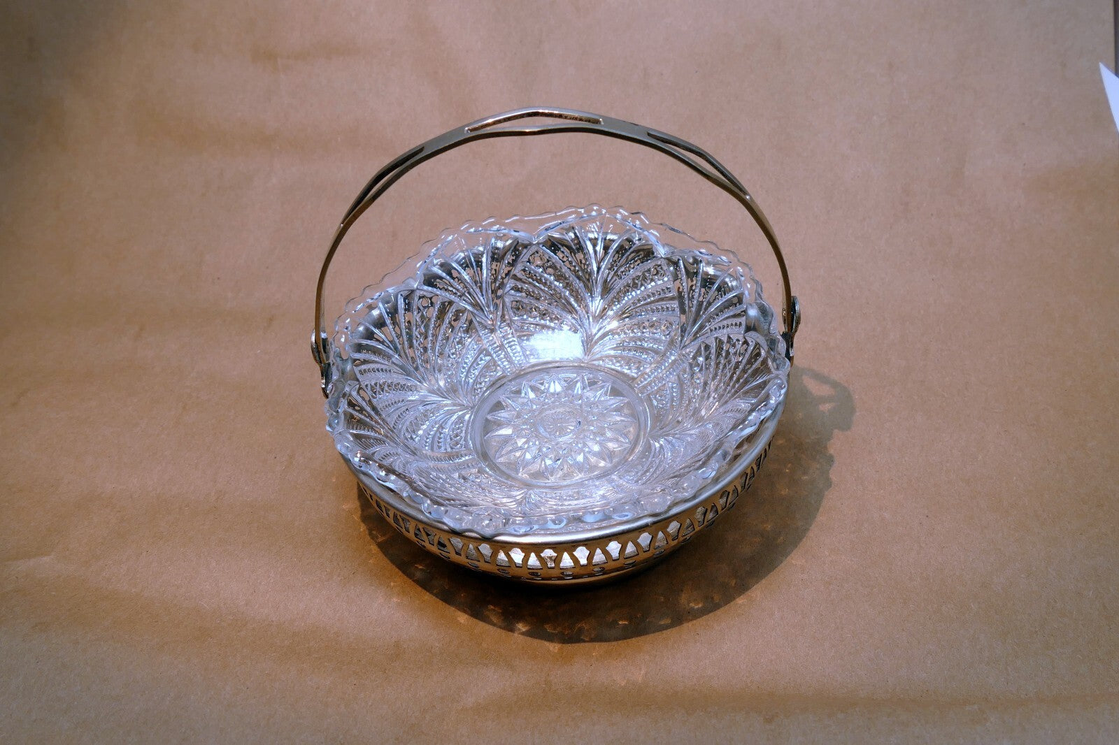 Farberware Sheffield Candy Dish Silver plate  Brooklyn NY 4.5" plate trinket