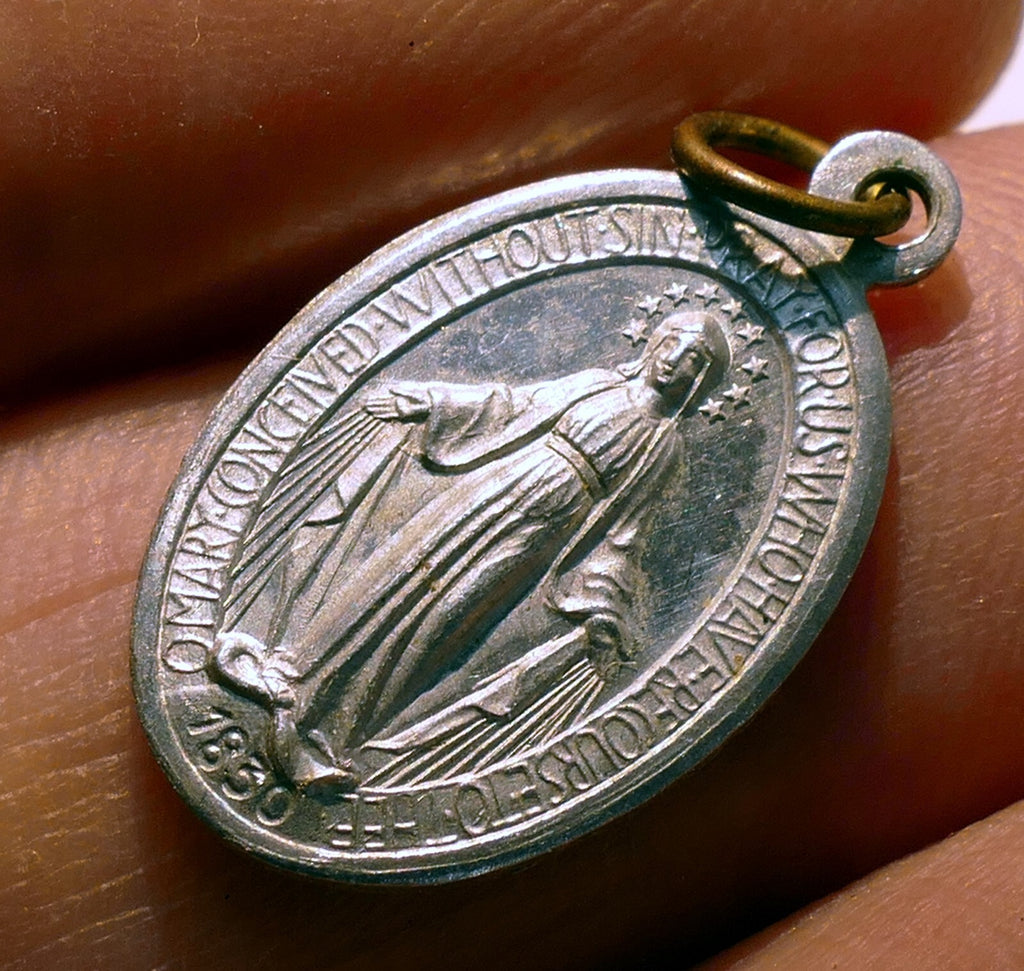 O mary conceived without sin pray for us who have recourse pendant charm 1830