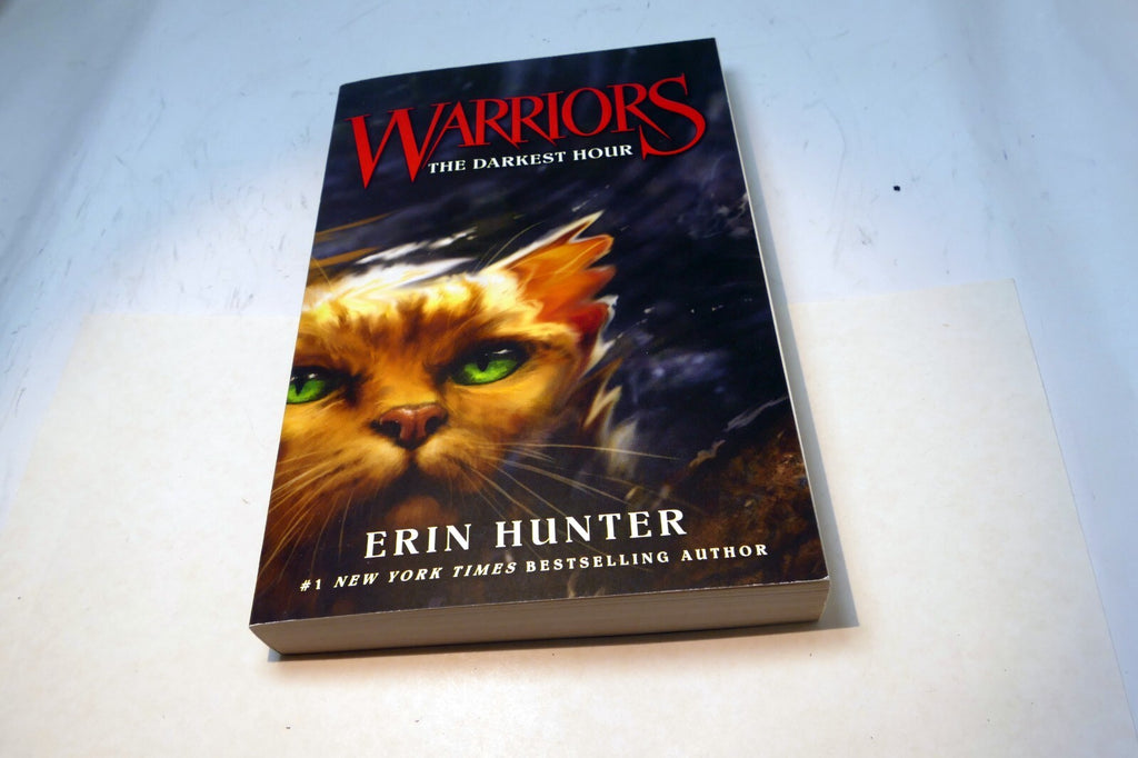Warriors #6: The Darkest Hour (Warriors: The Prophecies Begin) - VERY GOOD