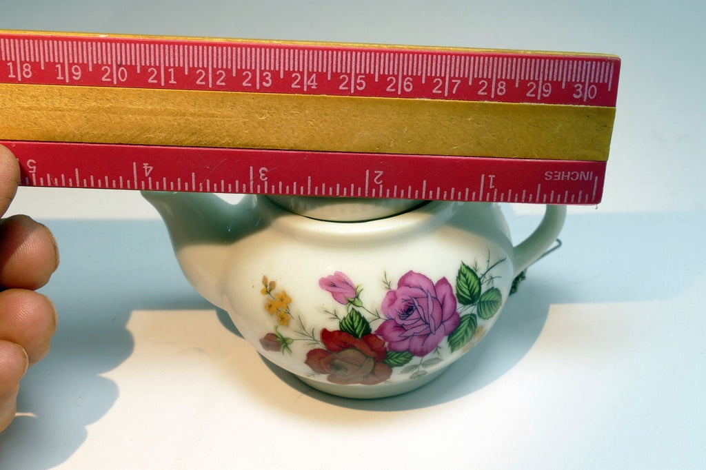 Japanese Porcelain Teapot with Loose Leaf catcher infuser rose floral design