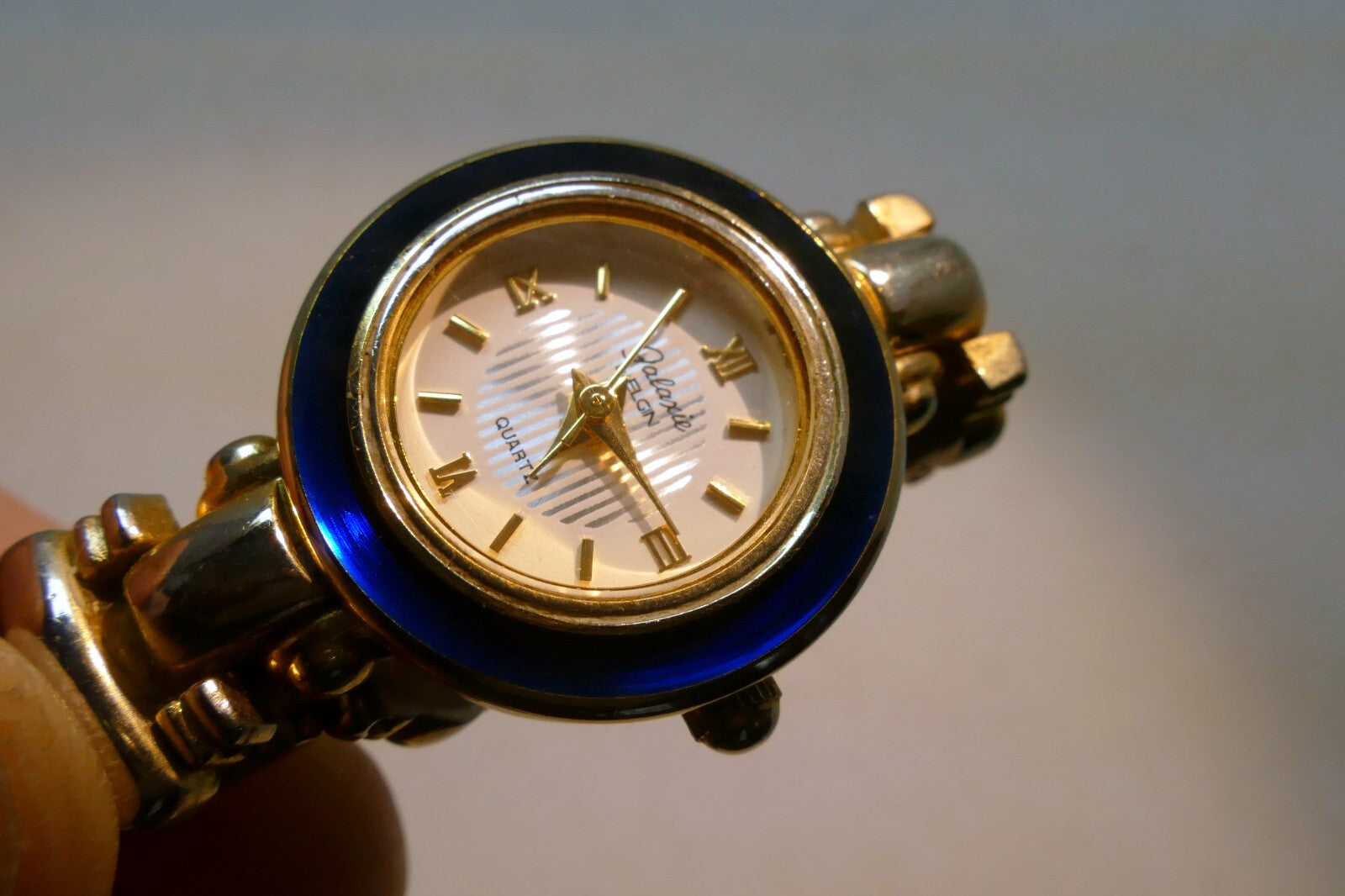 Galaxie by elgin cocktail fashion gold tone dress quartz ladies w1124