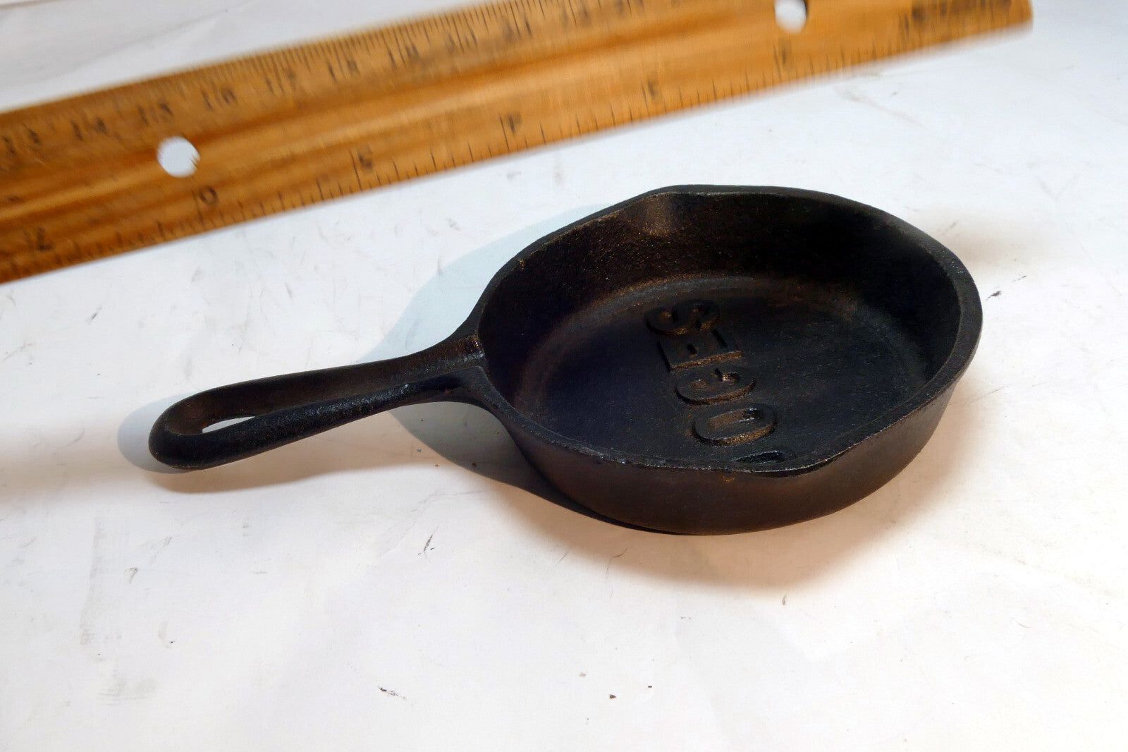 3.5" wide DOCES Miniature Cast Iron SKILLET PAN
