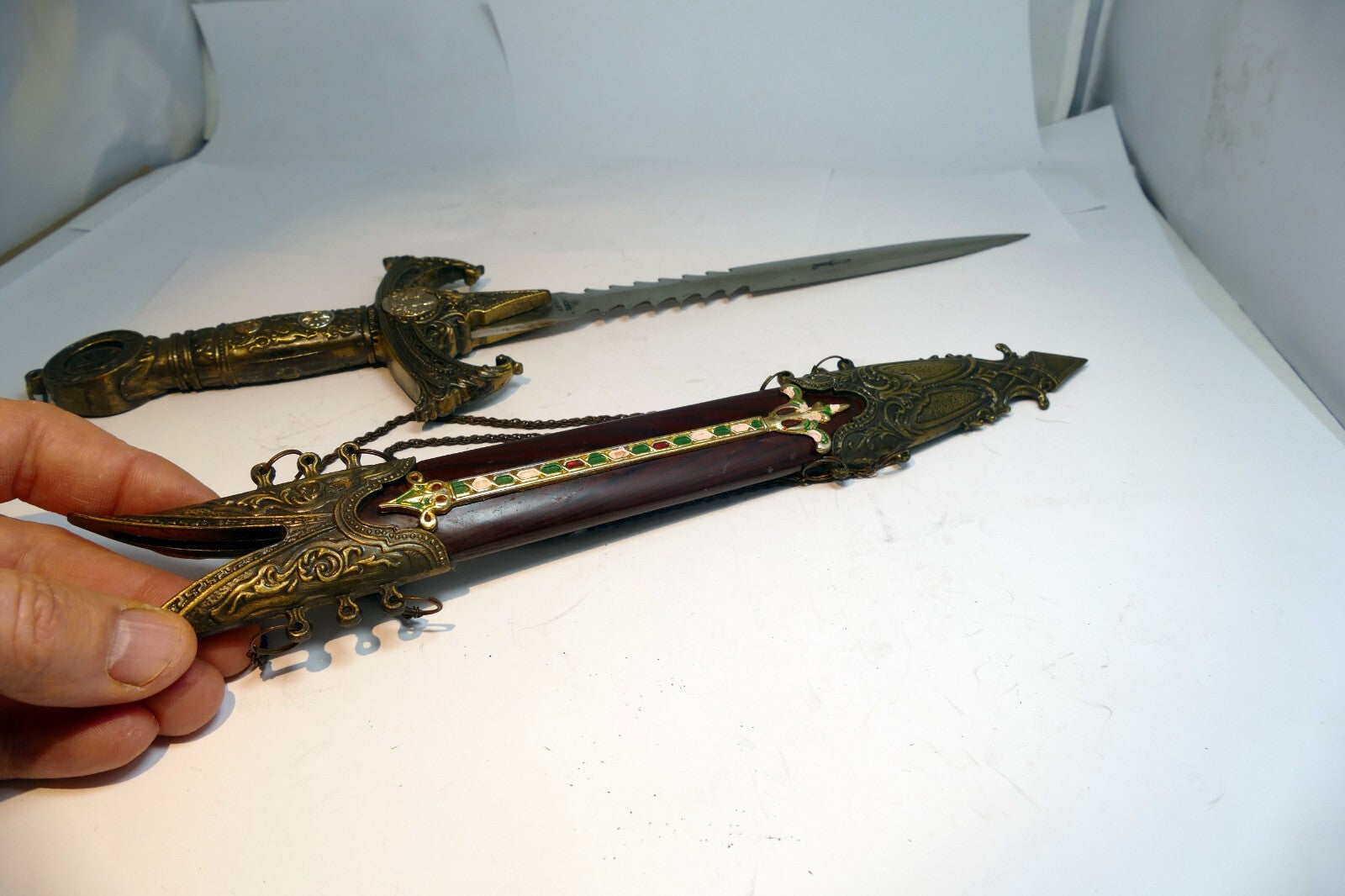 Slash Knife Dagger Made in Germany with sheaf scabbard eagle cross ornate