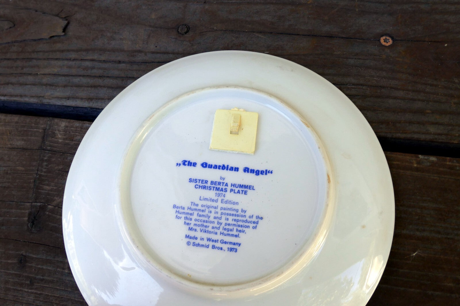 Sister Berta Hummel The Guardian Angel Plate 1974 Christmas
