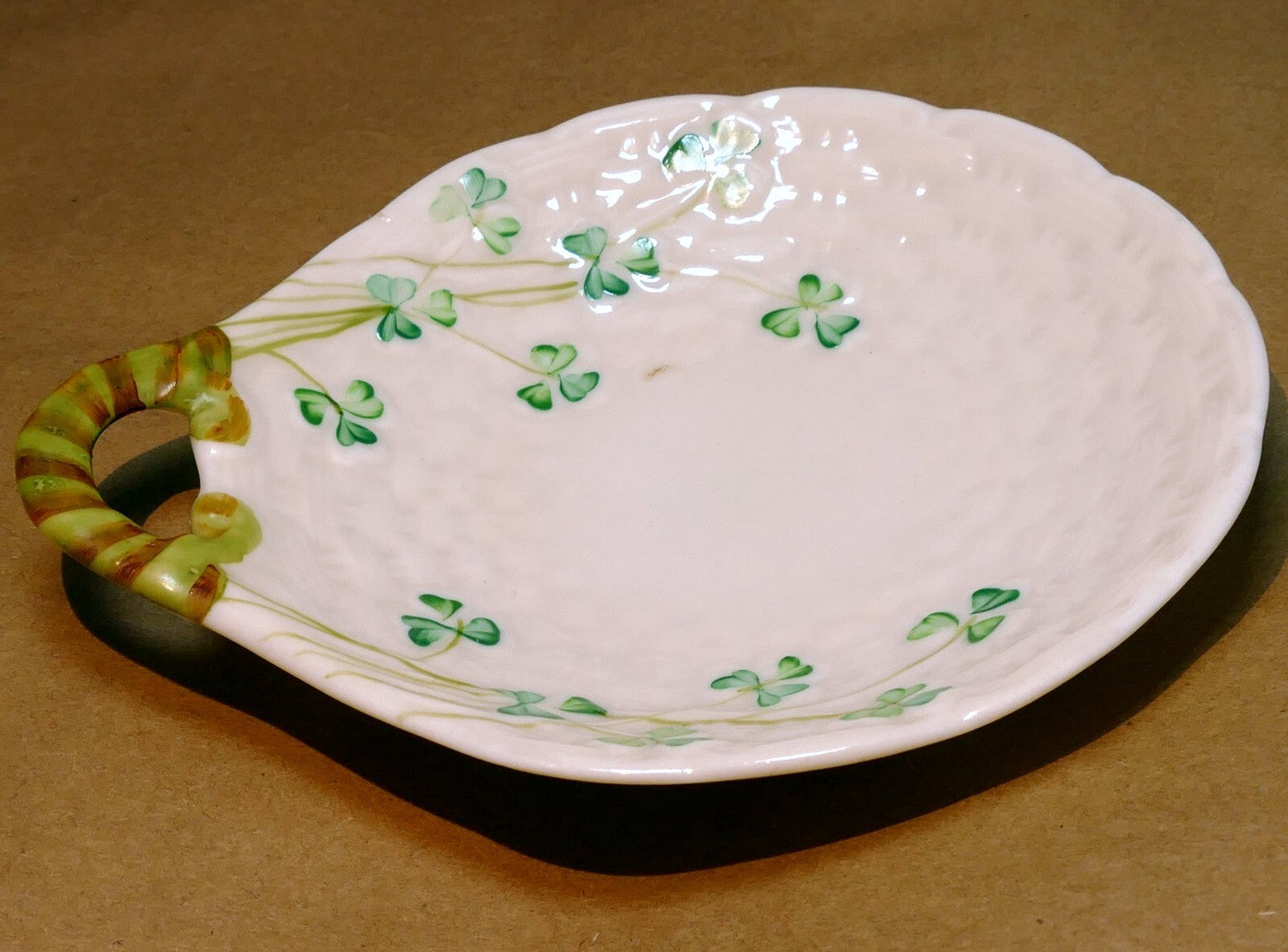 Belleek ireland clover shamrock butter plate spoon rest porcelain